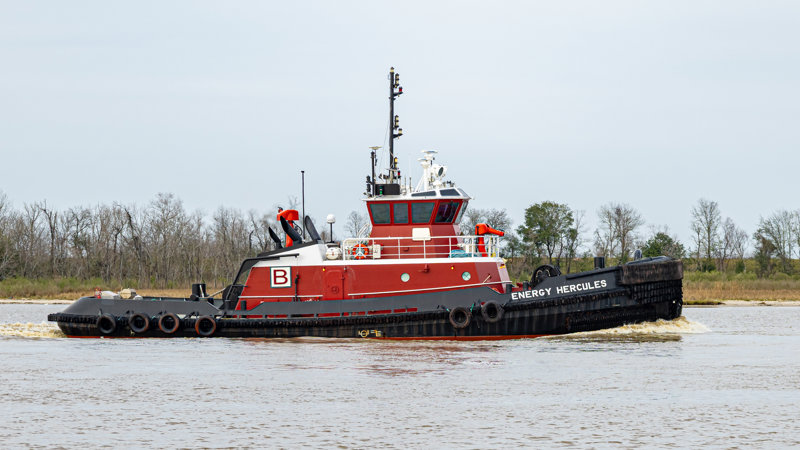 ENERGY HERCULES - Bay Towing vessel